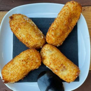 laura munoz 8xdvz vttjw unsplash